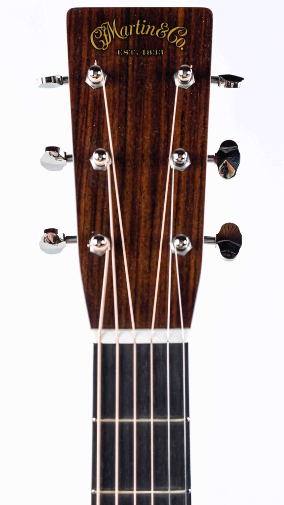 Martin D28 Authentic 1937 VTS 2022-4.jpg