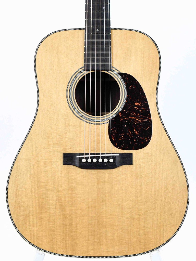 Martin D28 Authentic 1937 VTS 2022-3.jpg