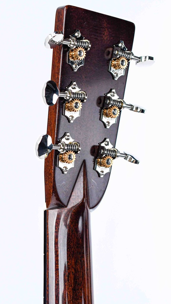 Martin D28 Authentic 1937 VTS 2022-5.jpg