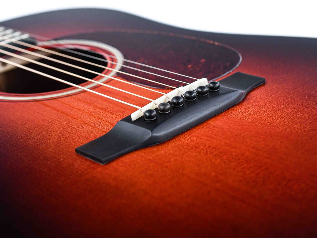 Thompson D CMA Cuban Mahogany Adirondack Vintage Red Burst-10.jpg