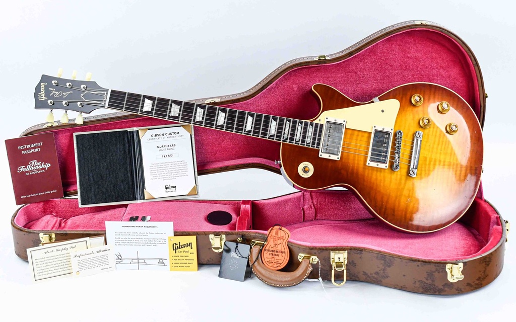 Gibson 1959 Les Paul Standard Reissue Light Aged Cherry Teaburst-1.jpg