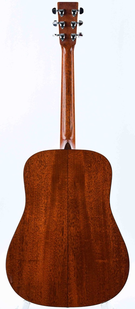 Martin D18 2008-7.jpg