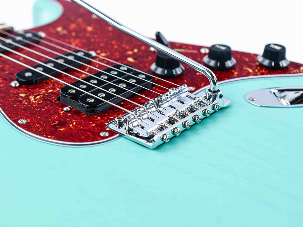 Suhr Classic S Paulownia Trans Seafoam Green-11.jpg