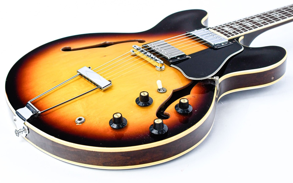 Gibson ES335TD Sunburst 1968-12.jpg