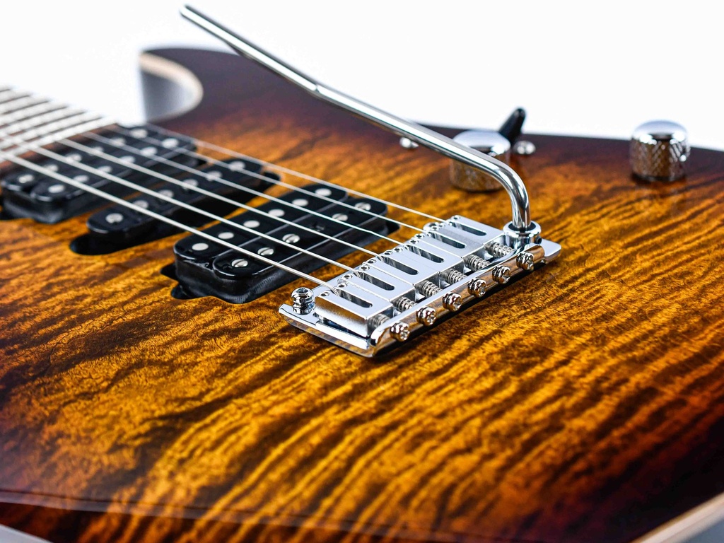 Suhr Modern Plus Bengal Burst Pau Ferro HSH-11.jpg