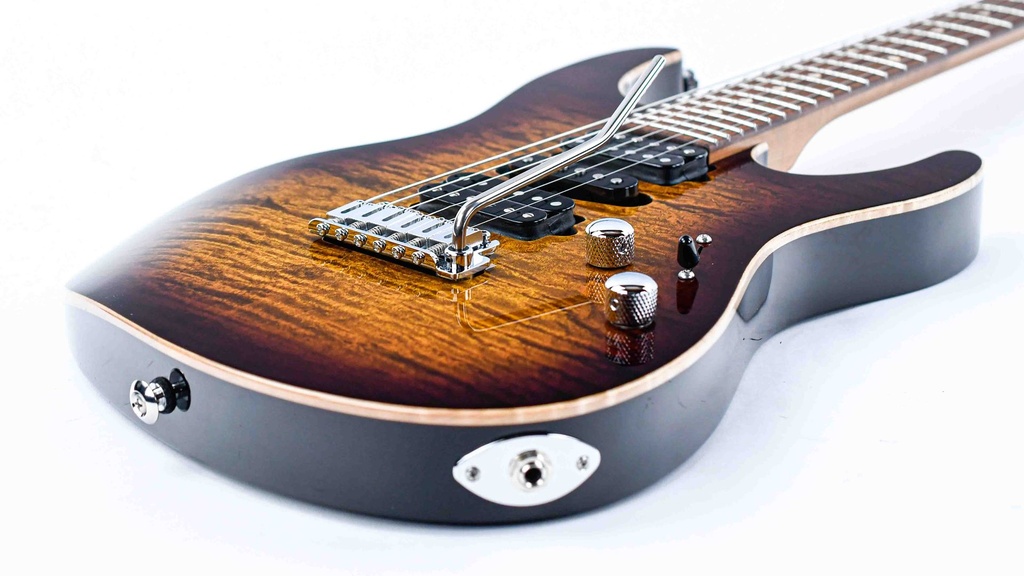 Suhr Modern Plus Bengal Burst Pau Ferro HSH-12.jpg