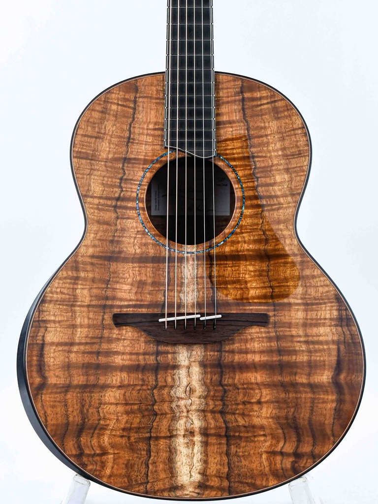 Lowden F50 All Hawaiian AAAAA Koa 2023-3.jpg