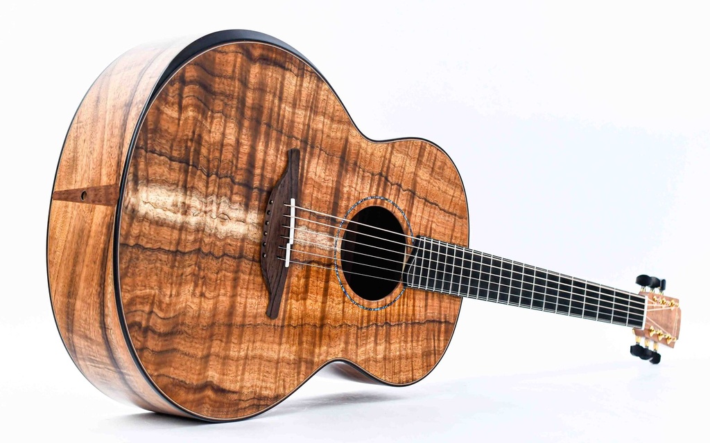 Lowden F50 All Hawaiian AAAAA Koa 2023-13.jpg