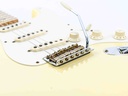 Fender Custom Shop 55 Stratocaster Relic MN Aged Vintage White-10.jpg