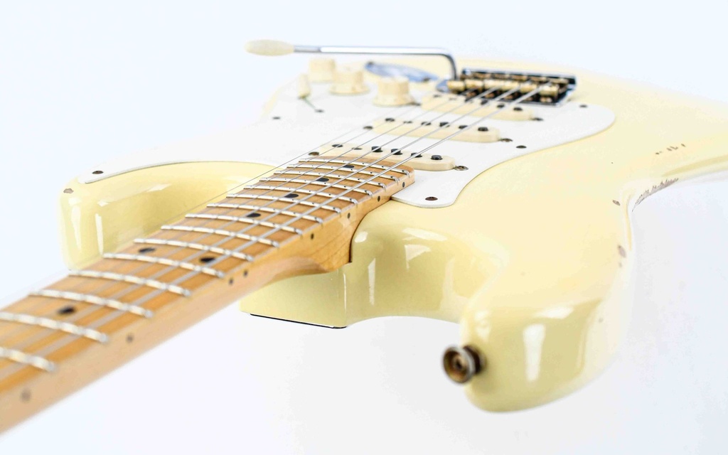 Fender Custom Shop 55 Stratocaster Relic MN Aged Vintage White-8.jpg
