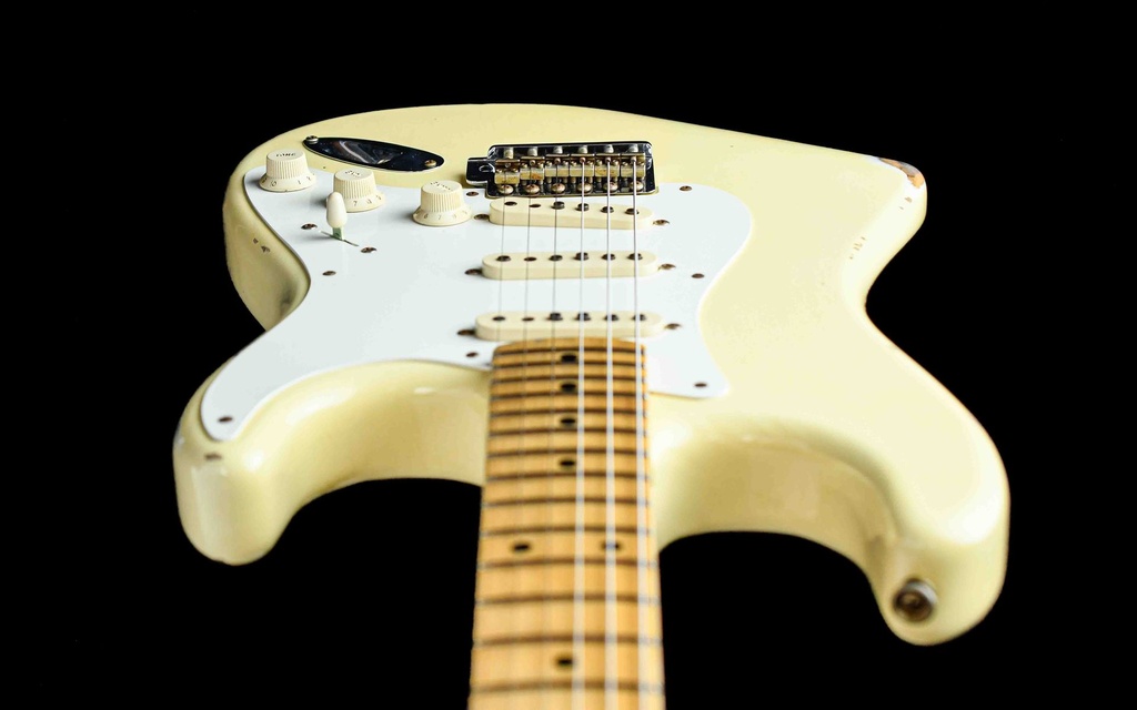 Fender Custom Shop 55 Stratocaster Relic MN Aged Vintage White-12.jpg