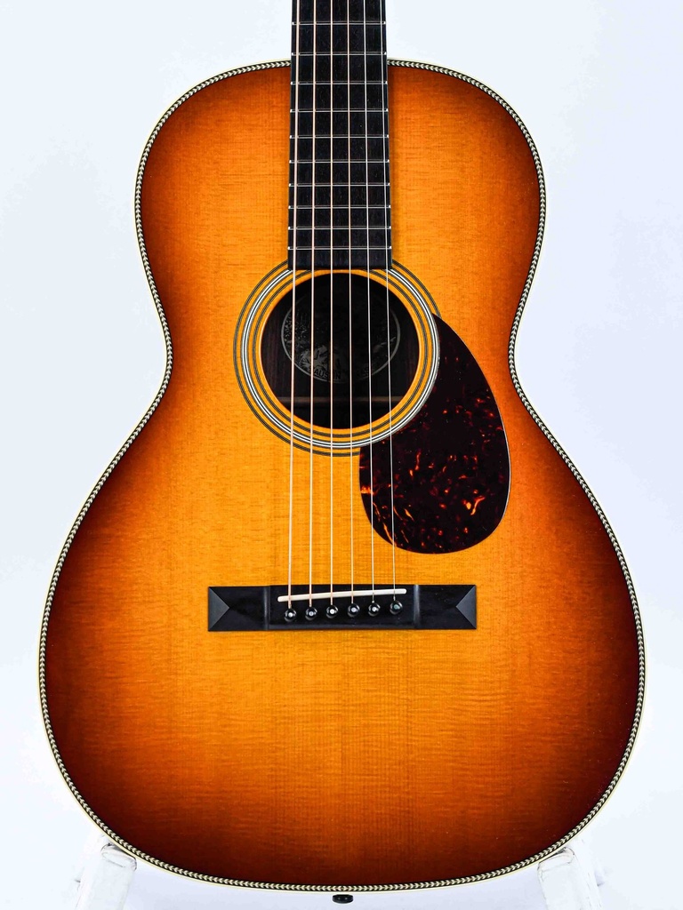 Collings 02H Sunburst 2013-3.jpg