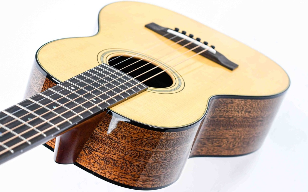 Martin Custom Shop Size 5-18 Mahogany Spruce #2858813-8.jpg
