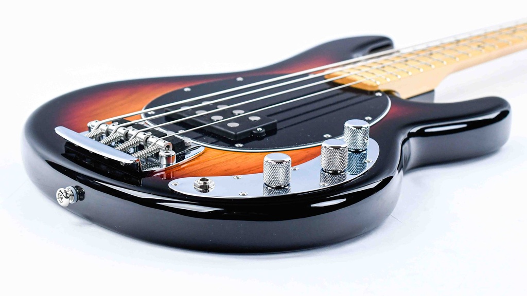 Music Man Retro 70s Stingray Sunburst-11.jpg