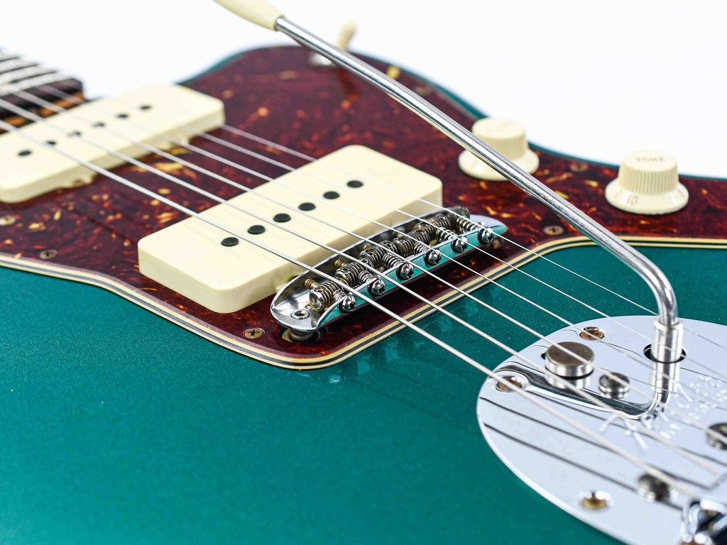 Fender Custom Shop 62 Jazzmaster Relic RW British Racing Green-11.jpg