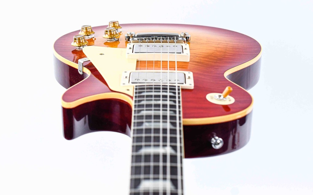 Gibson Custom Murphy Lab 1959 Les Paul Standard Sunrise Teaburst Ultra Light Aged-12.jpg