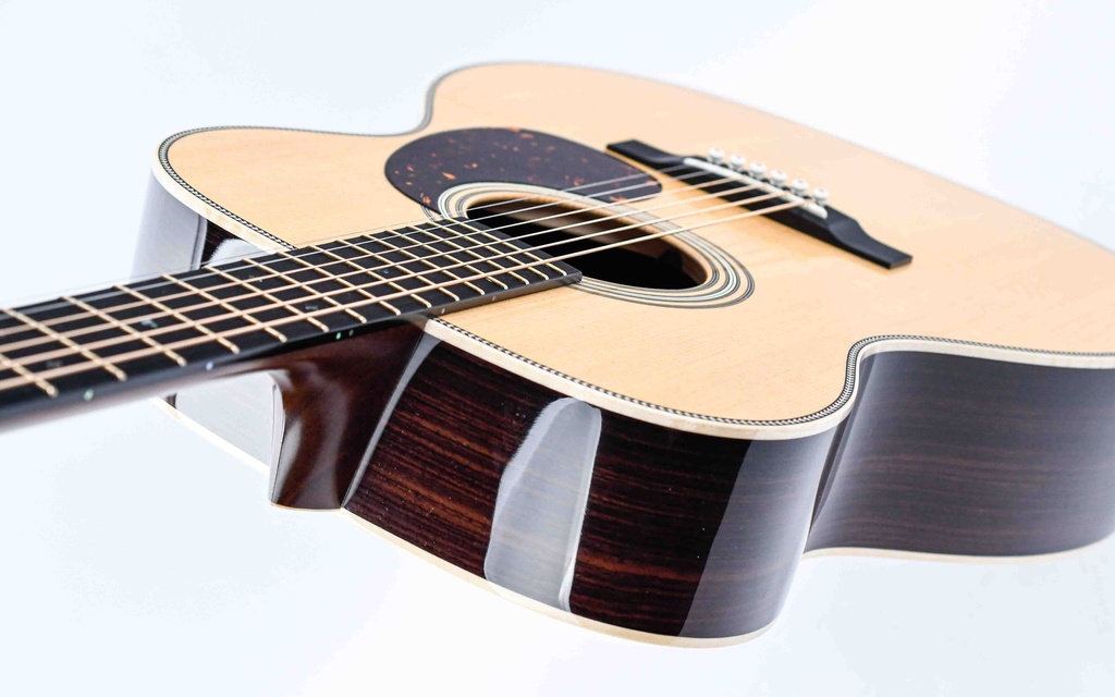 Martin 00028 Modern Deluxe-8.jpg