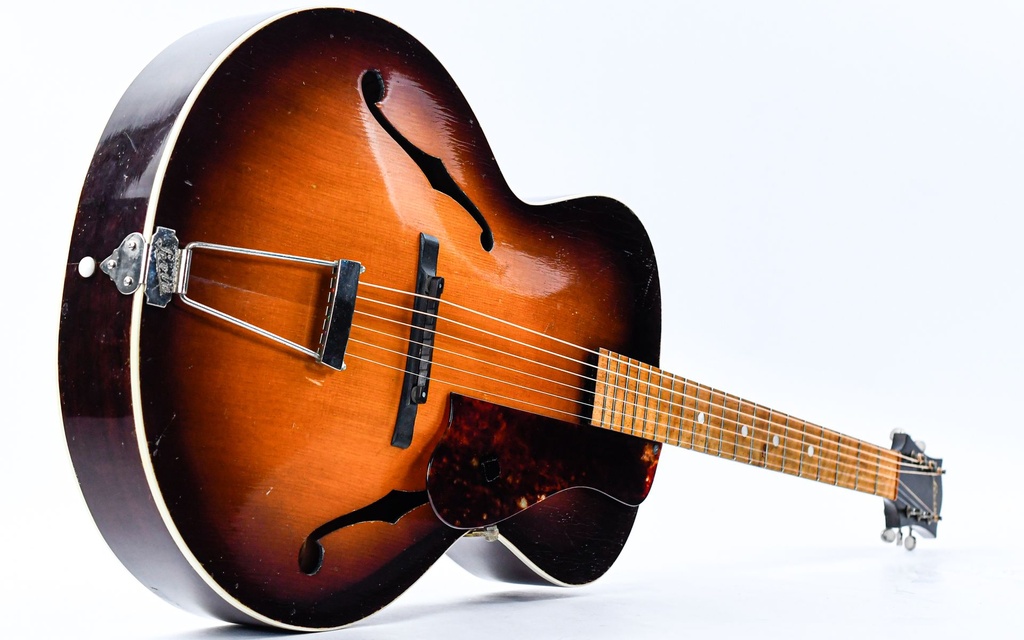[1942 archtop] Levin Model 35 Archtop Sunburst 1942-15.jpg