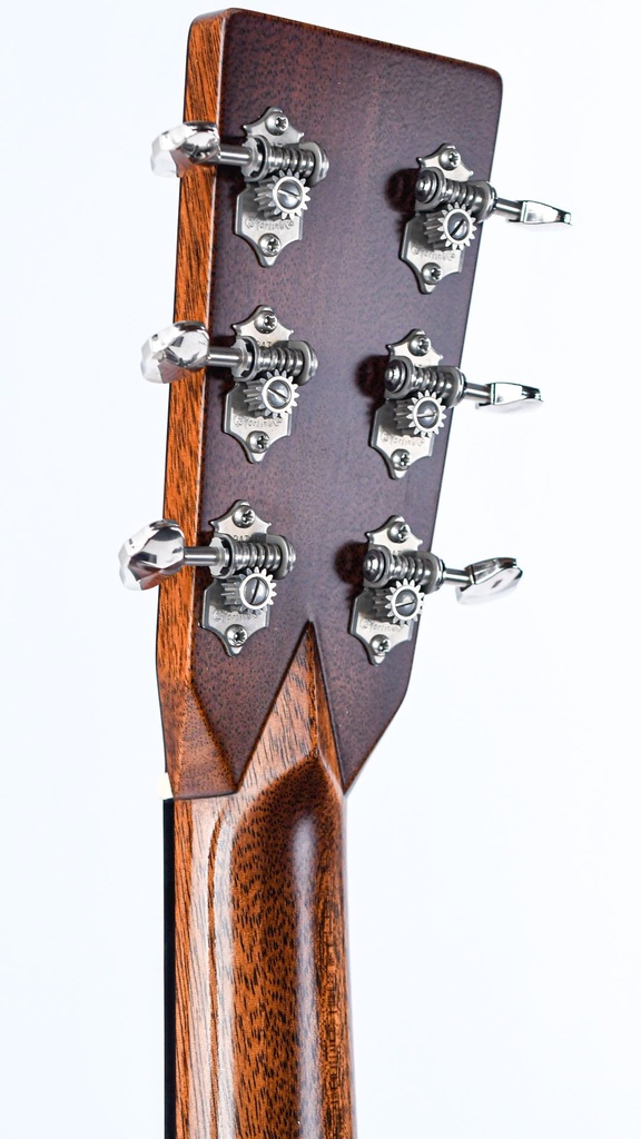 Martin OMJM Platinum 20th Anniversary Edition #2795778-5.jpg