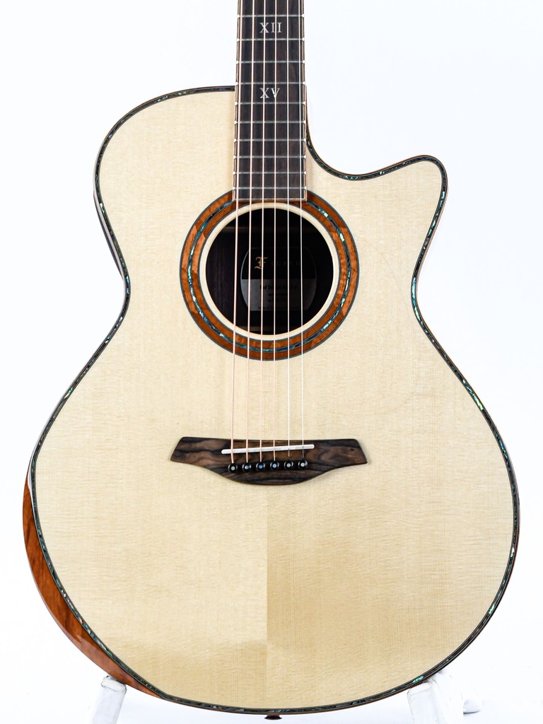 Furch Red Deluxe Gc LR Indian Rosewood Alpine Spruce SPA-3.jpg