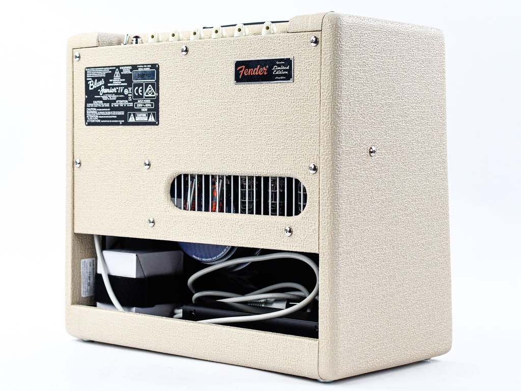 Fender FSR Blues Junior Nubtex Blonde-9.jpg