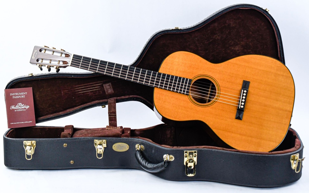 Martin Custom Shop 00018VS 12 Fret 2007-1.jpg