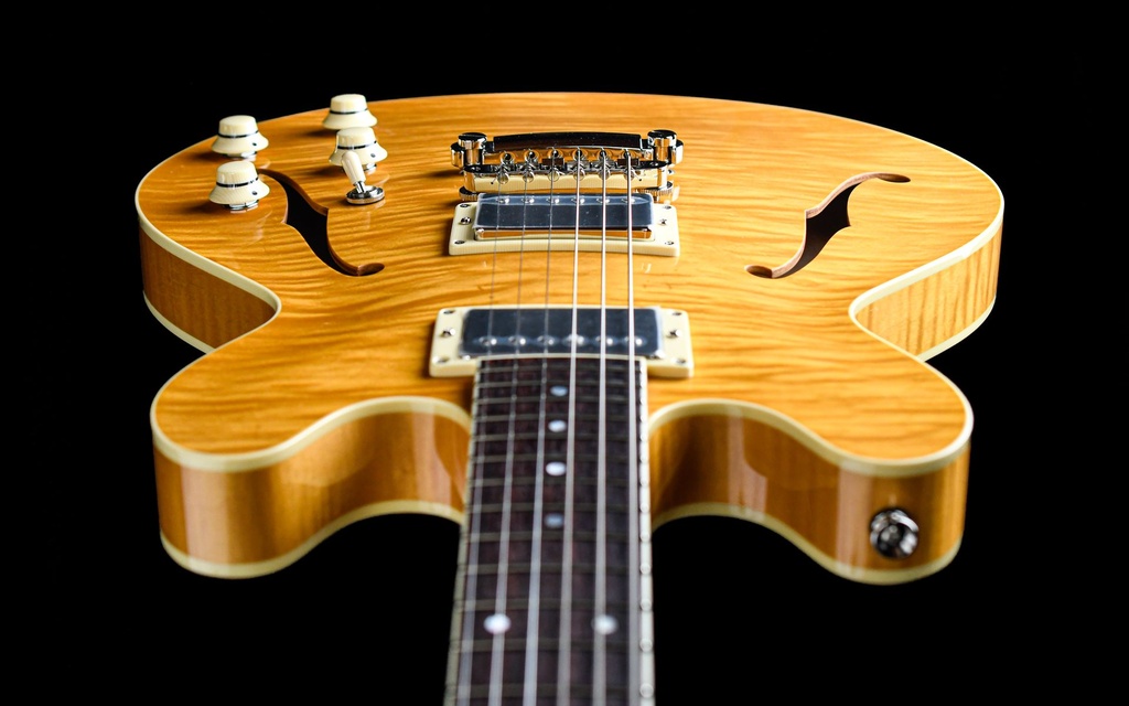 Collings I35LC Deluxe Blonde Rose-14.jpg