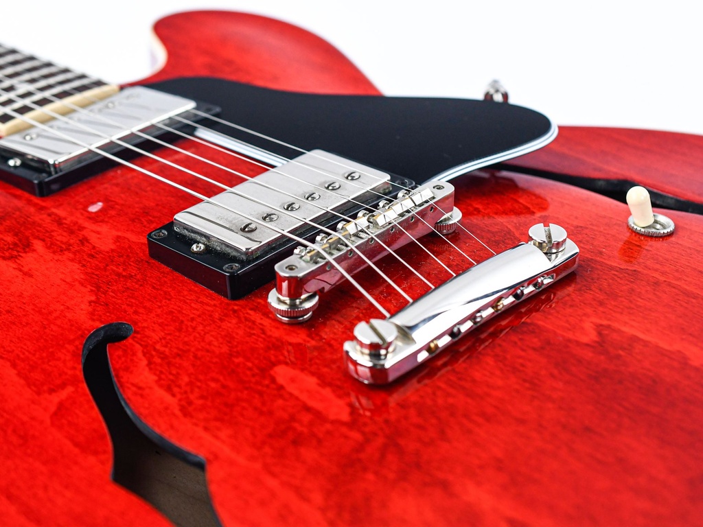 Gibson ES335 Memphis Cherry Red 2021-10.jpg