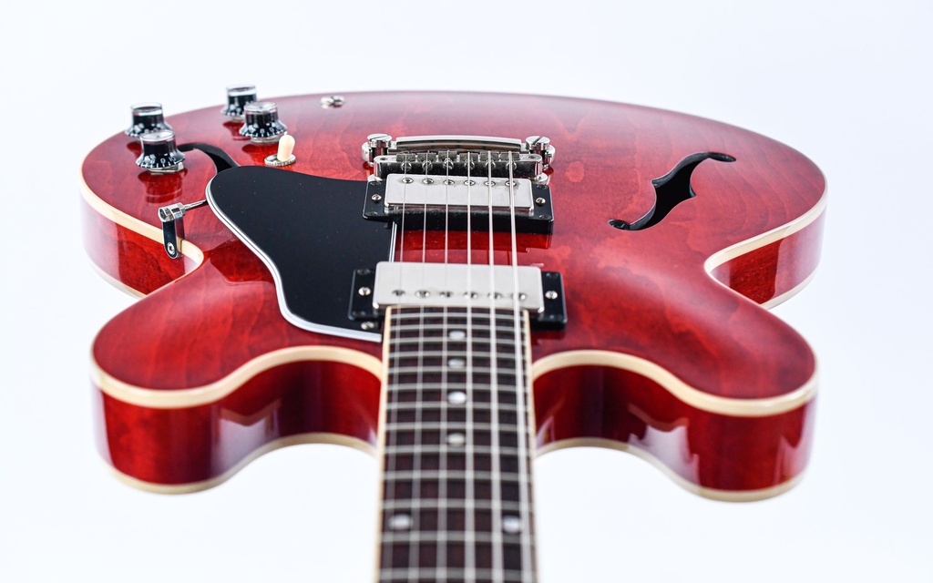 Gibson ES335 Memphis Cherry Red 2021-12.jpg