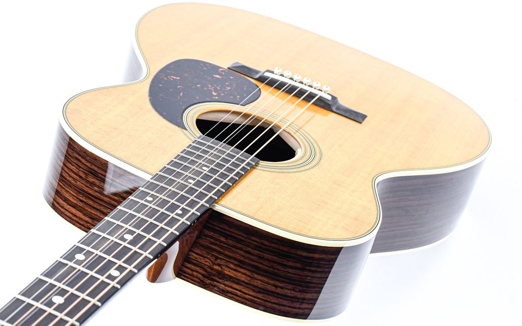 Martin M7 Johnny Marr-9.jpg