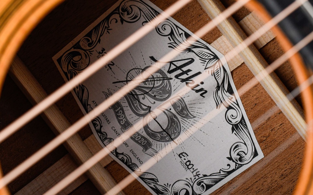 Atkin Essential 00 14 Fret Aged-13.jpg