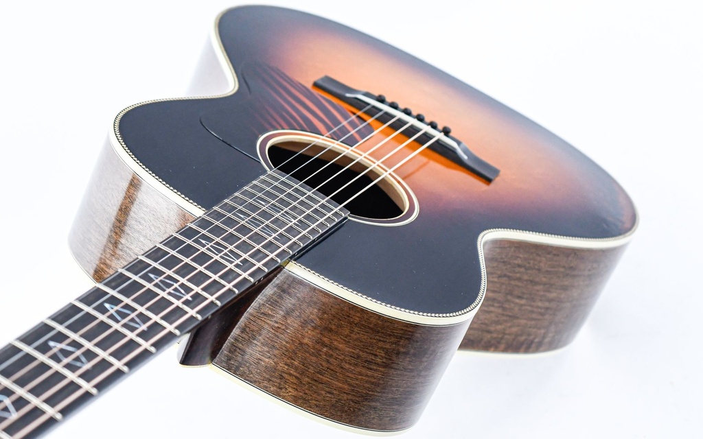 [E22OOSS-V-SB] Eastman E22 OOSS-v Antique Sunburst-7.jpg