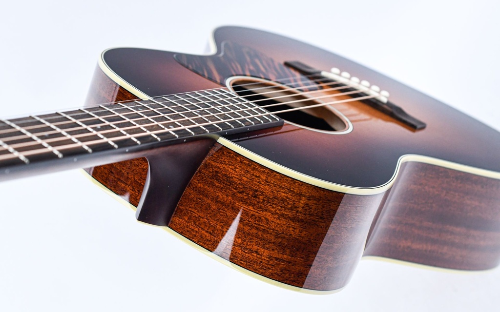 Bourgeois Touchstone The Standard LDB-8.jpg