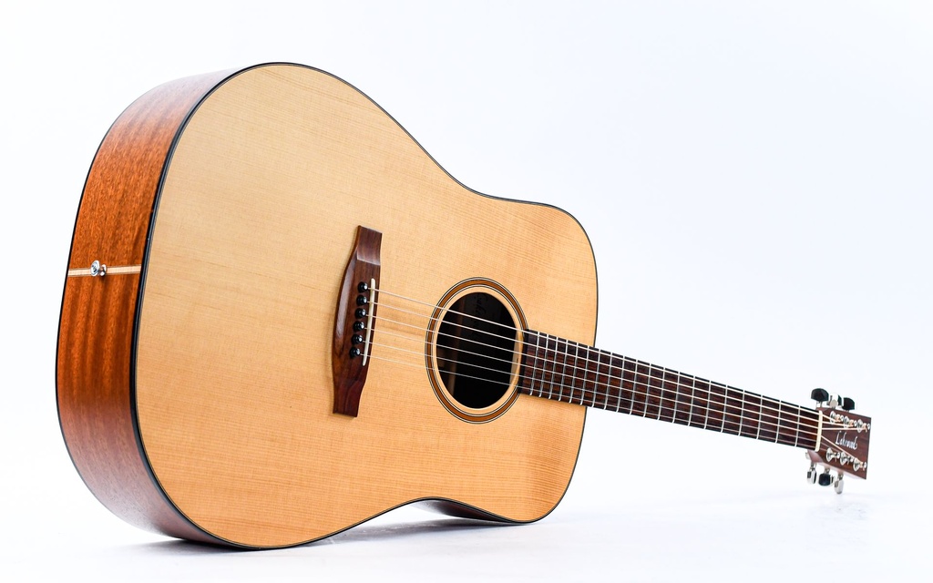 Lakewood D1 2000-12.jpg