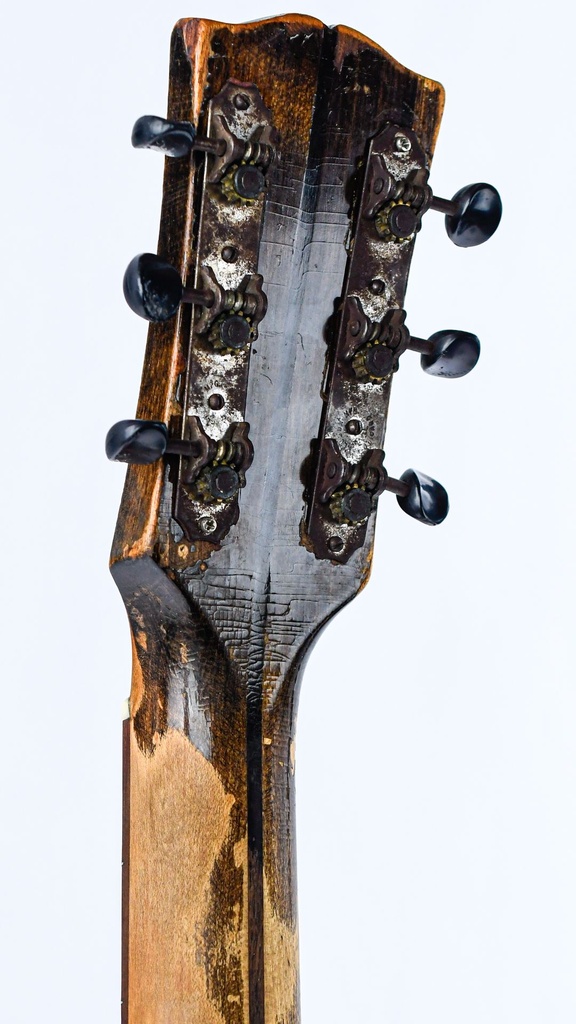 Gibson J45 Banner 1943-5.jpg