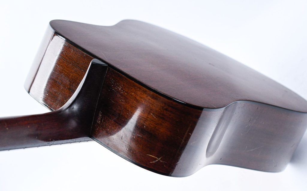 Martin D18 1945-9.jpg