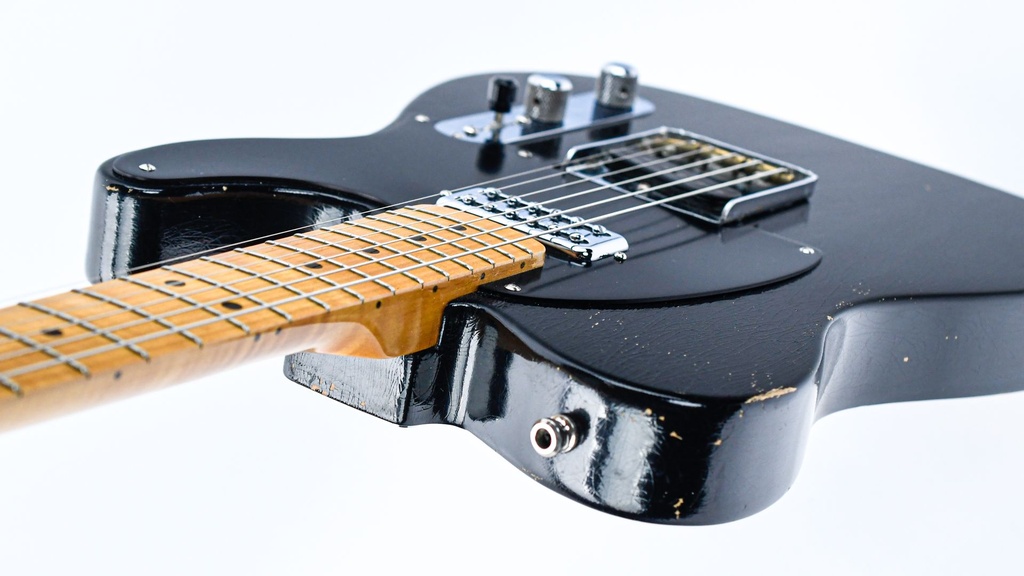 Fender Nocaster Black Relic Custom Shop 1997-8.jpg