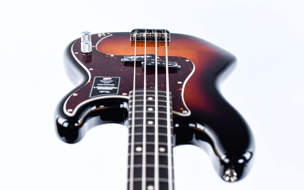 Fender American Professional II Precision Bass 3 Color Sunburst-12.jpg