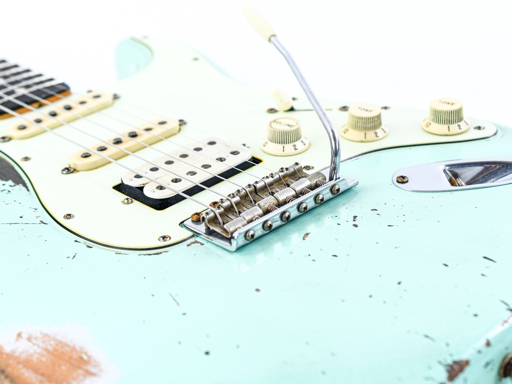 Fender Stratocaster 62 HSS Heavy Relic Masterbuilt Jason Smith Surf Green 2021-11.jpg