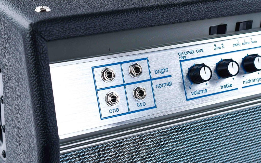 Ampeg SVT 50th Heritage-3.jpg