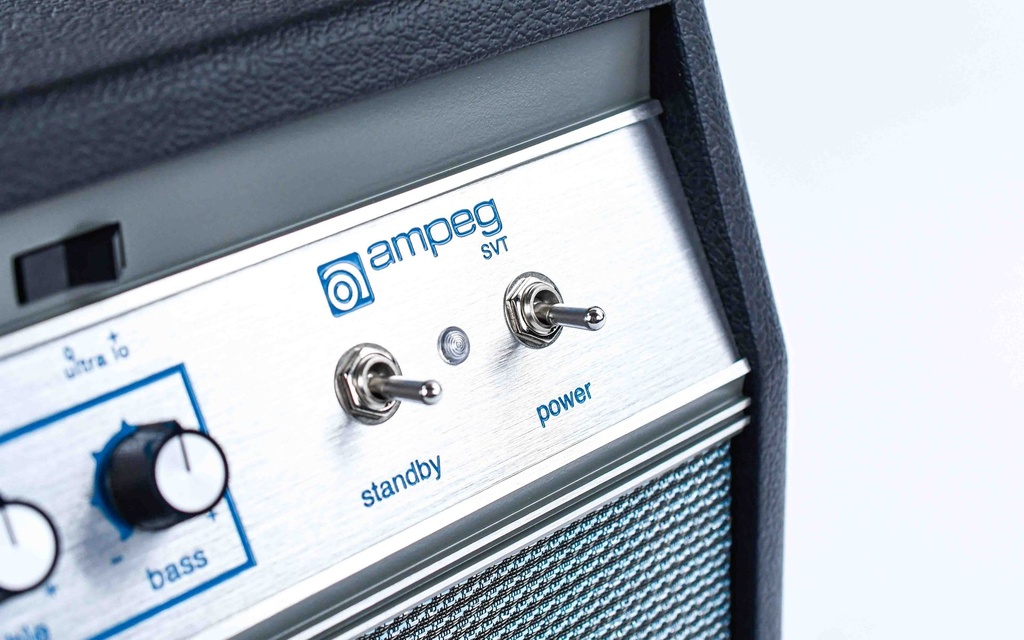 Ampeg SVT 50th Heritage-6.jpg