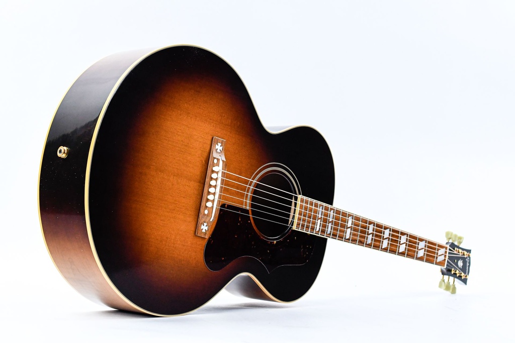 Gibson J185 1952 Custom Shop Vintage Sunburst 2020-12.jpg