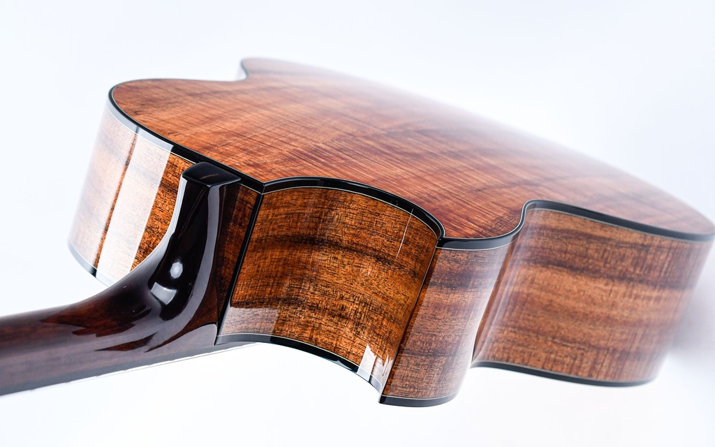 Kevin Ryan Nightingale Grand Soloist Tasmanian Blackwood Mastergrade Sitka Spruce 2020-9.jpg