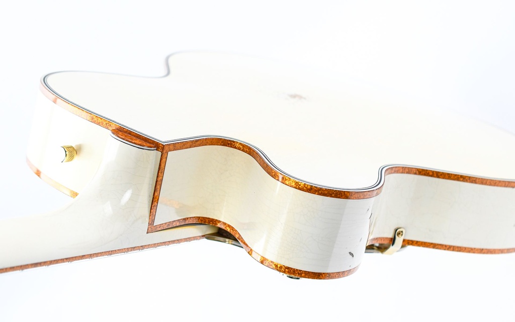 Gretsch Custom Shop G6134 Vintage White Relic-9.jpg