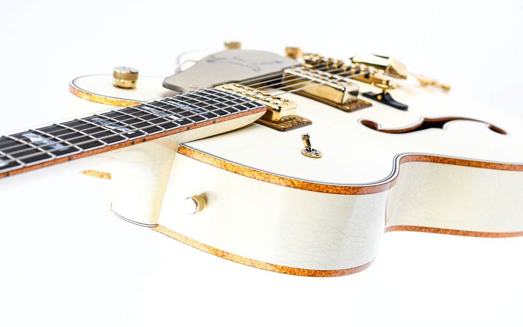 Gretsch Custom Shop G6134 Vintage White Relic-8.jpg