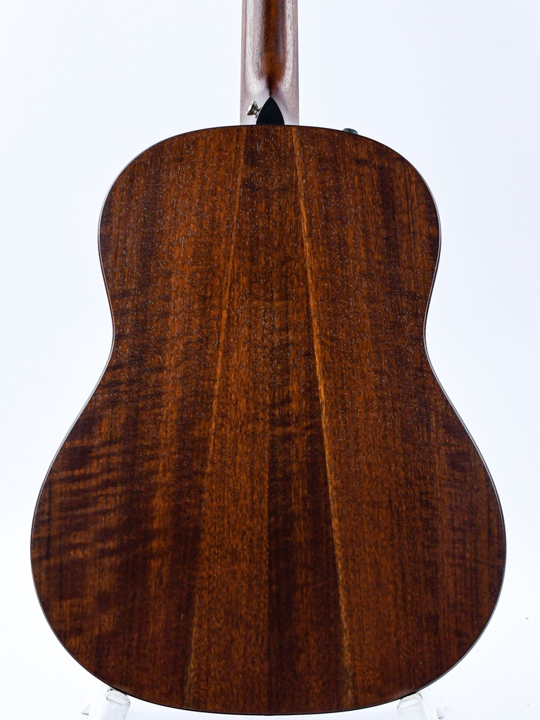 Taylor AD17e Natural 2021-6.jpg