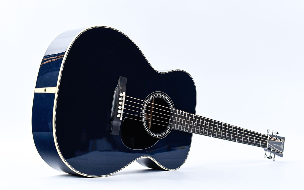 Martin Custom Shop 00028 Navy Blue 2024-13.jpg