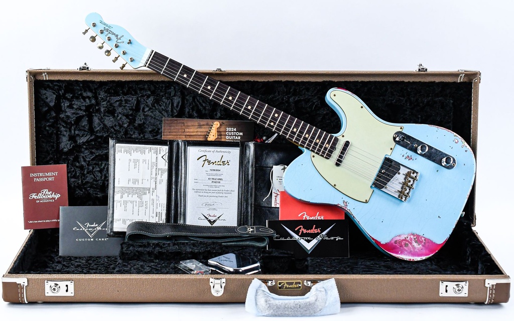 [9237002458] Fender Custom Shop 63 Telecaster Heavy Relic RW Daphne Blue OP-1.jpg