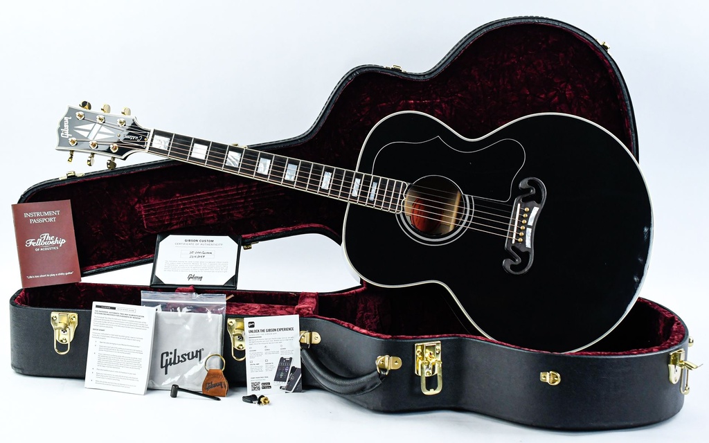 Gibson SJ200 Custom Ebony 2023-1.jpg