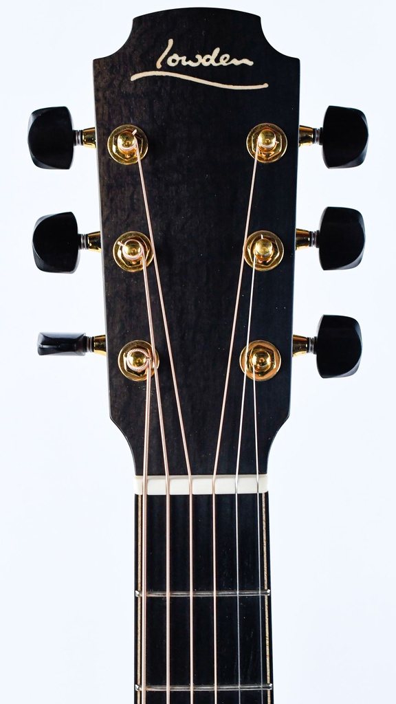 Lowden S35 Alpine Spruce Walnut 2023-5.jpg